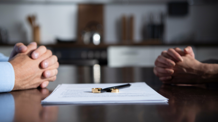 The Benefits of Early Divorce Preparation: Financial and Emotional